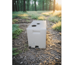 45 liters 50x30x37 with holders and eM hole