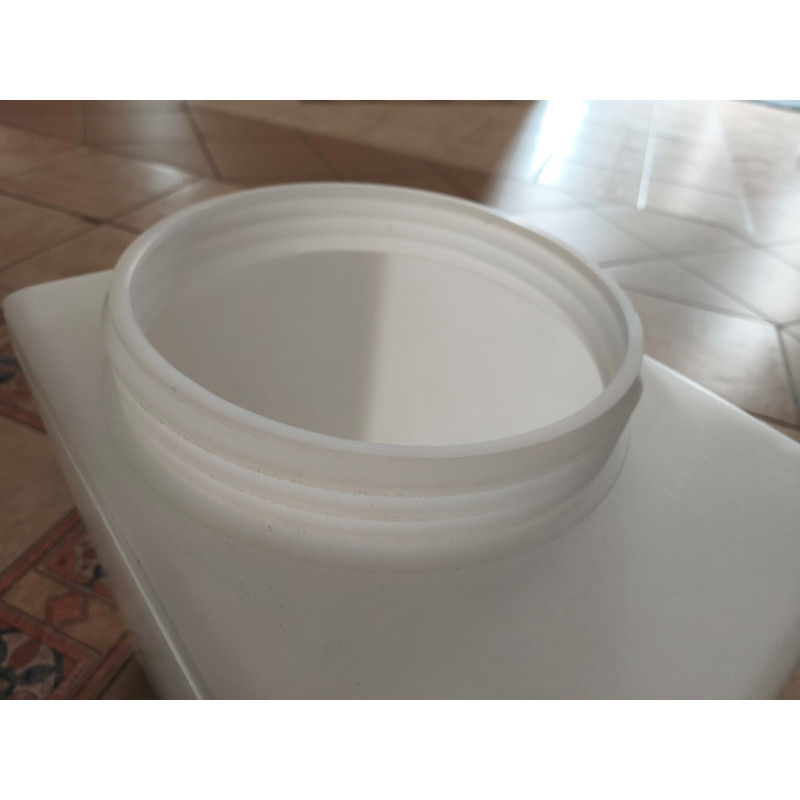 Zbiornik 100 litrow STOZEK   56.8*56.8*67.5 waterflex